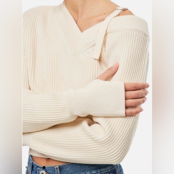 Jacquemus La Maille Seville Sweater - Picture 12 of 17